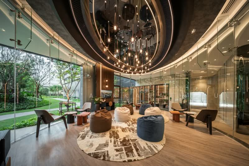 Life Rama 4-Asoke, Bangkok