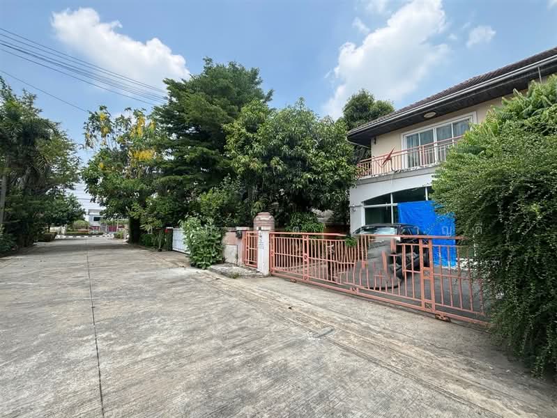 ชาร์ล็อตส์วิลล์ (Charlotte's Ville) ซอยหทัยราษฏร์74 แยก27, Pathum Thani