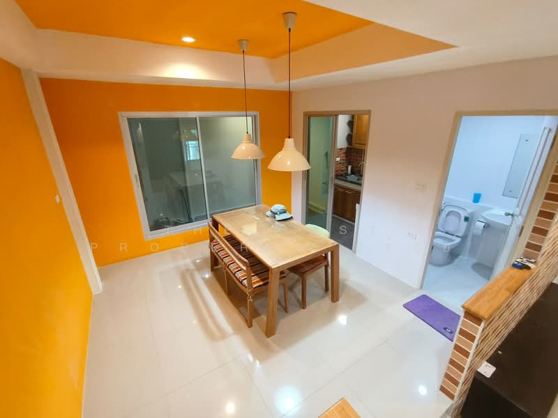 Urban Tara Wongwan – Suksawat 70, Bangkok