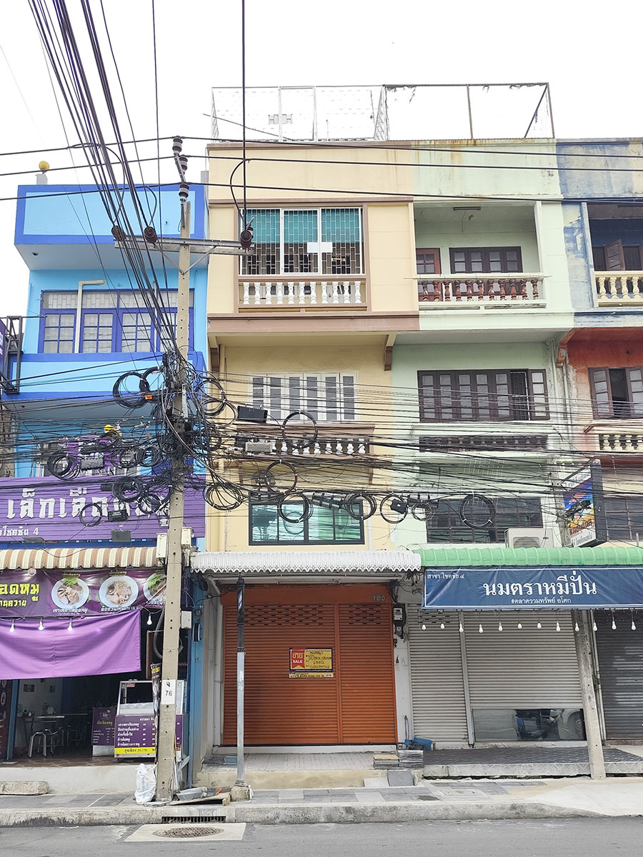 Townhouse in Bang Kapi