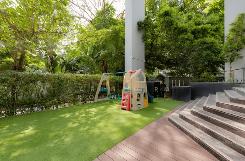 Circle Condominium, Bangkok