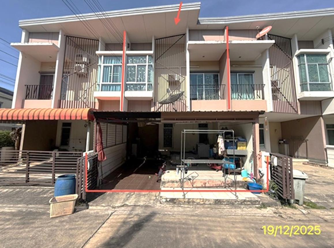Townhouse Habitatown Fold Tiwanon-Chiangwattana Pathum Thani Province Pathum Thani