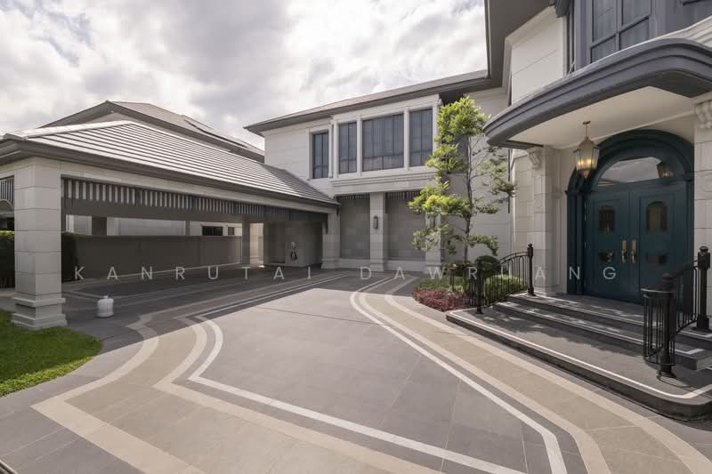 Narasiri Krungthep Kreetha, Bangkok