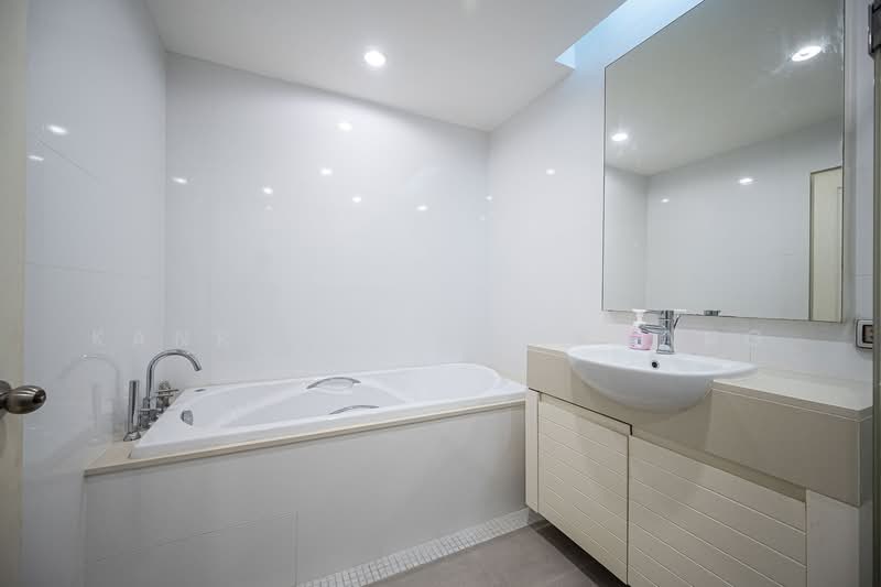 Siri Residence, Bangkok