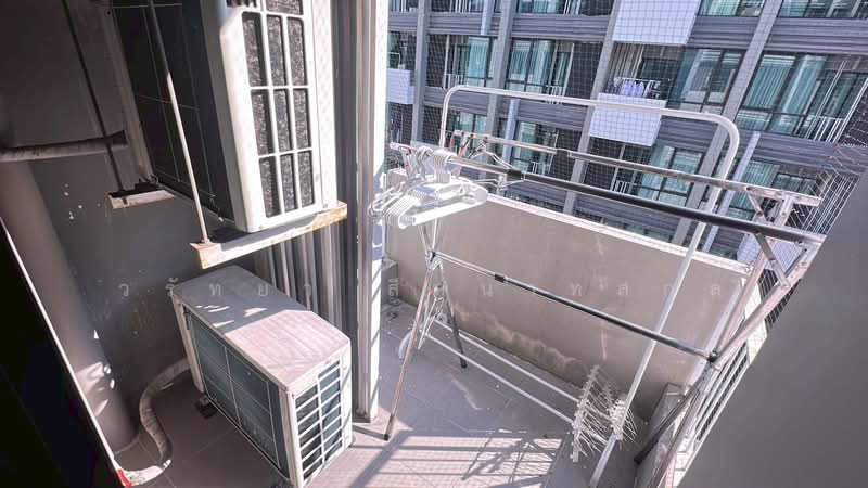 Esta Bliss Ramintra, Bangkok