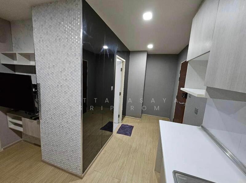 Wynn Condo Phaholyothin 52, Bangkok