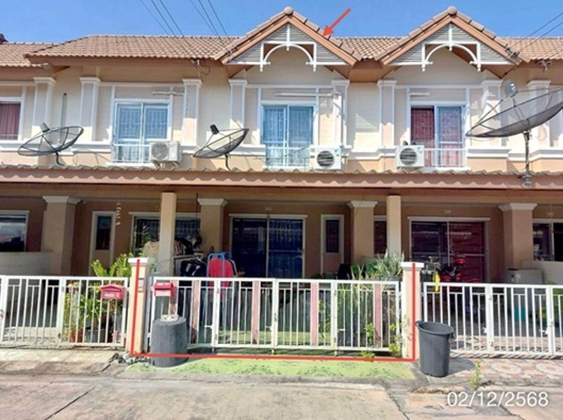 Townhouse Vannaya Green Place Pan Thong Chonburi
