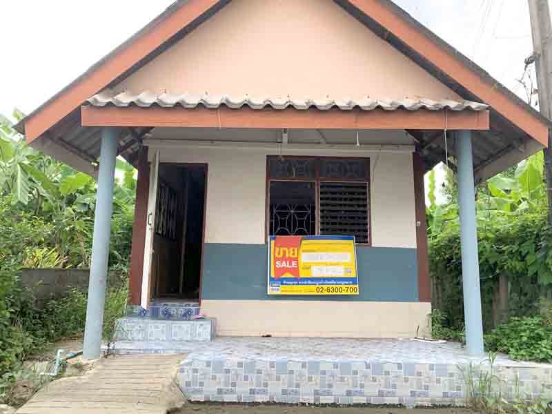 Single-detached house in Maha Nakorn Community Housing Project, Bang Khae District