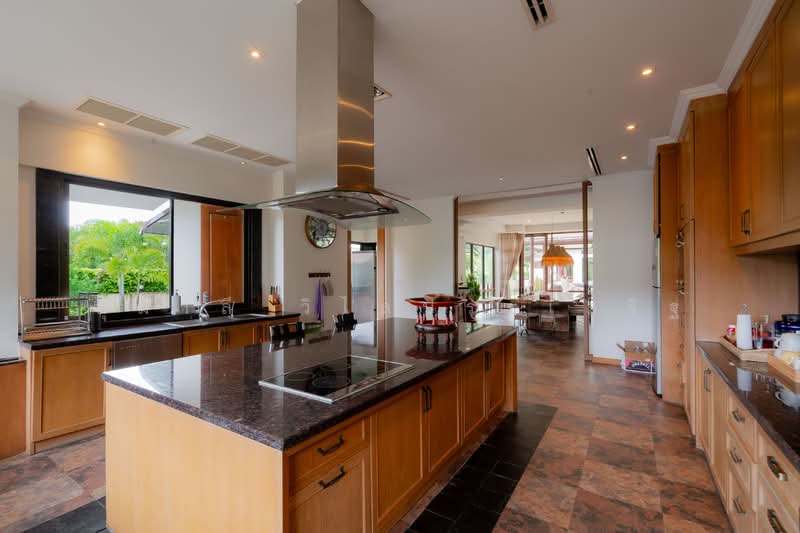 Palm Hills Golf Club and Residence, Phetchaburi