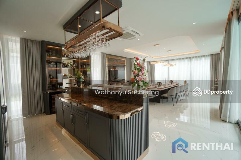 For sale house 6 bedrooms at Jomtien, Chon Buri (Pattaya)
