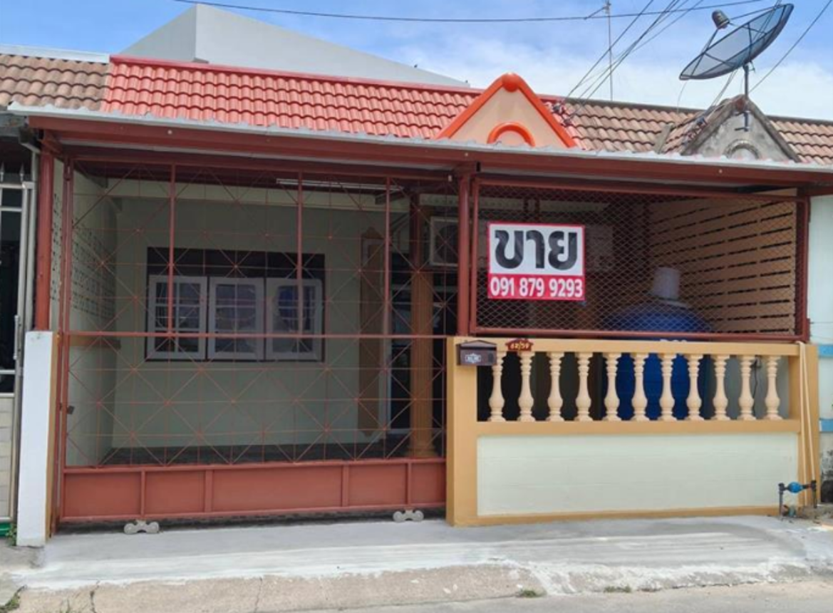 Townhouse. Located in Chonburi City, Chonburi Province.