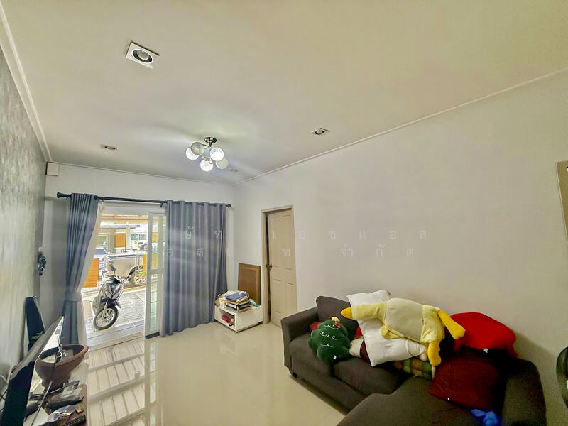 Nathawadee Bonaena, Rayong