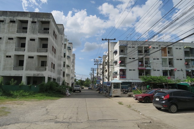 คอนโดมิเนียม โครงการมีทรัพย์เรซิเดนซ์ 2 หนองแขม