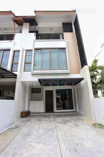 The Private Sukhumvit-Bangchak, Bangkok