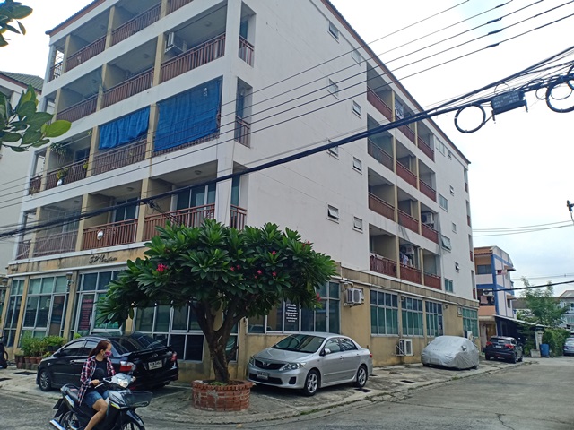 Condominium project at S.P.N. Residence Nawamin.
