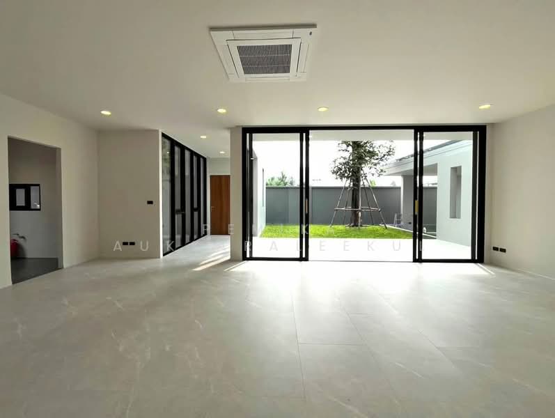3-BR House, Bangkok
