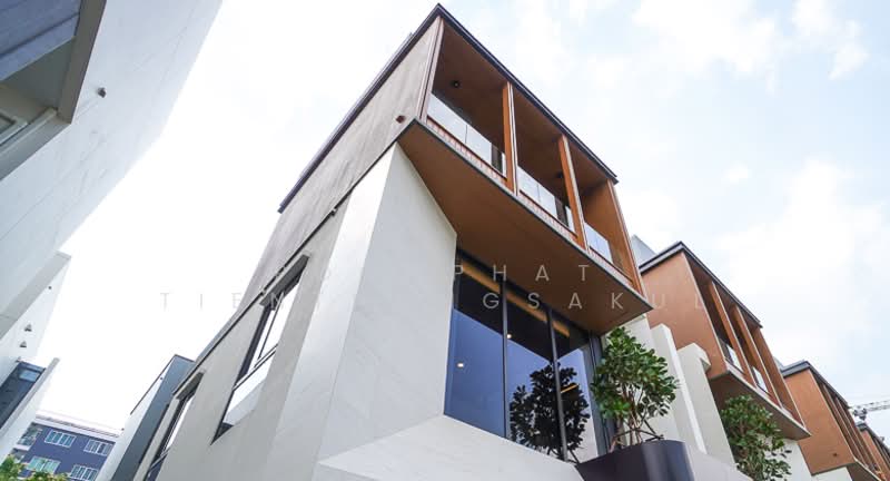 Mayfield Lane Rachada-Ladprao, Bangkok