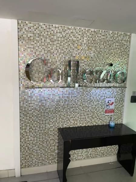 Collezio Sathorn-Pipat, Bangkok
