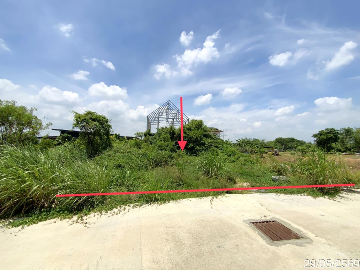 Single-Family Home in Lopburi, Lopburi Province