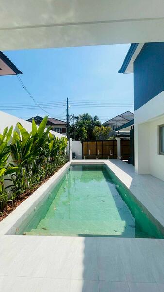 8S0219 Pool villa for sale 15,900,000 baht 4 bedroom 5 bathroom at chalong, Phuket