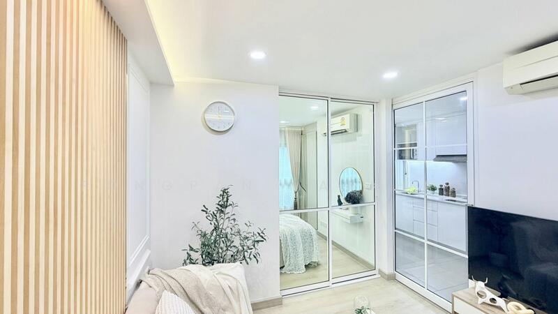 Dcondo Ramkhamhaeng, Bangkok