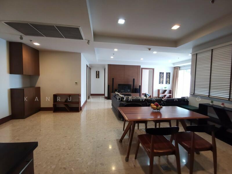 Nusasiri Grand, Bangkok