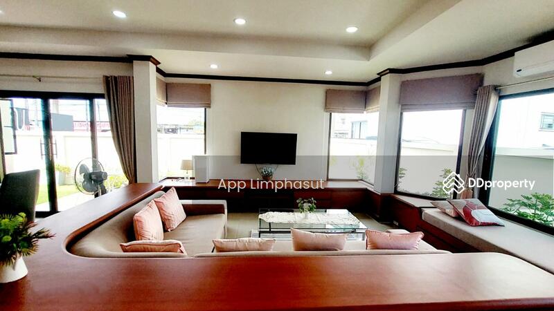 Boss Village, Chon Buri (Pattaya)