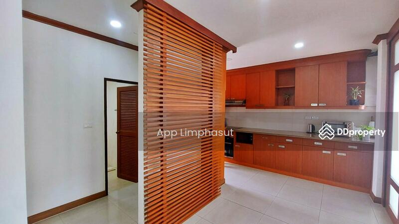 Boss Village, Chon Buri (Pattaya)