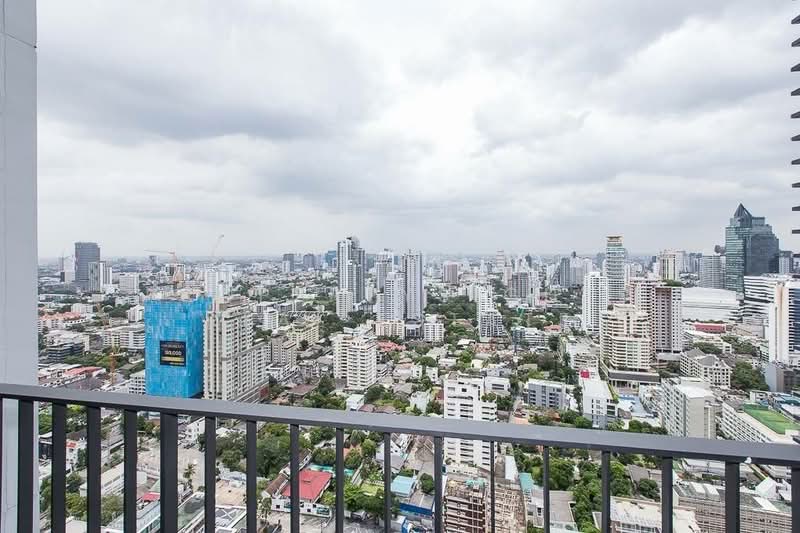 The Edge Sukhumvit 23, Bangkok