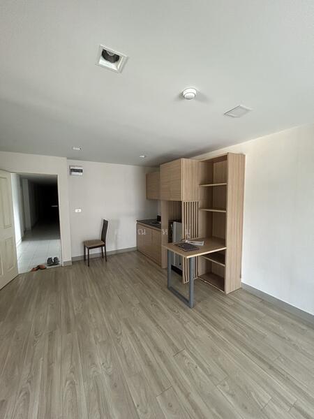 S Park Condo, Chon Buri (Pattaya)