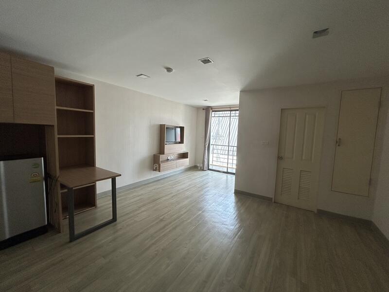 S Park Condo, Chon Buri (Pattaya)
