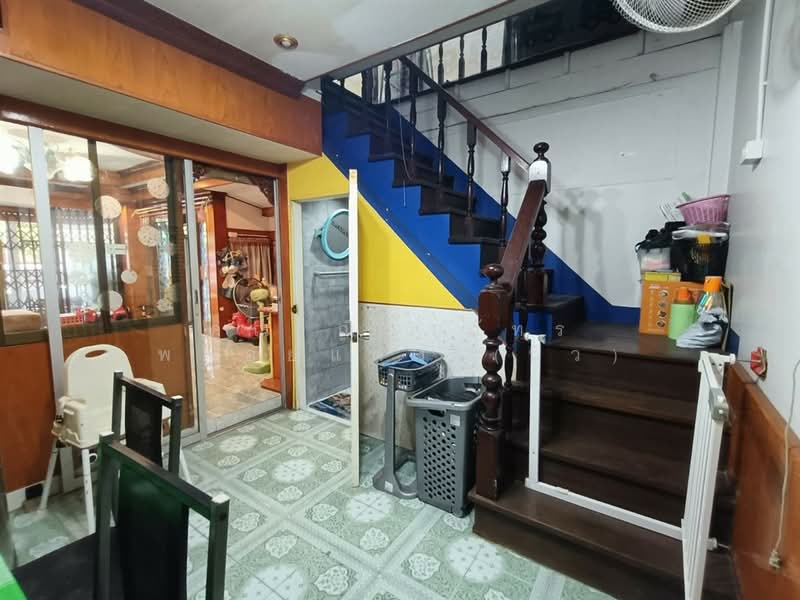 บ้านเดี่ยว 2 ชั้น 39 ตร.ว. ชุมชนฟื้นนครร่มเกล้า ระยะ4 โซน 10 ซอยเคหะร่มเกล้า31 แยก4-3, Bangkok