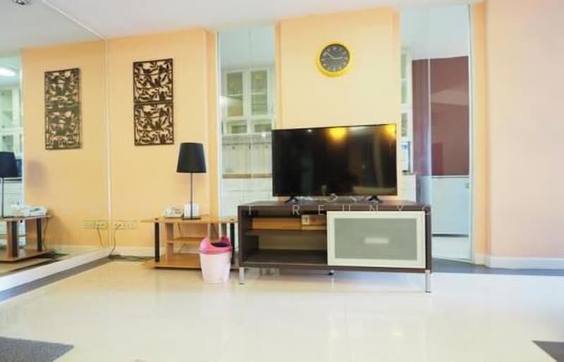 Petch 9 Tower, Bangkok