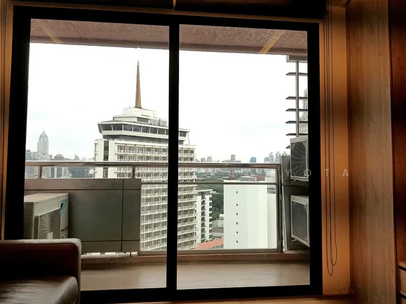 Silom Grand Terrace, Bangkok