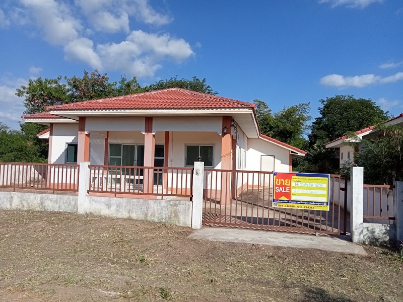Single-Family Home in Rangchuan Land, Chokchai