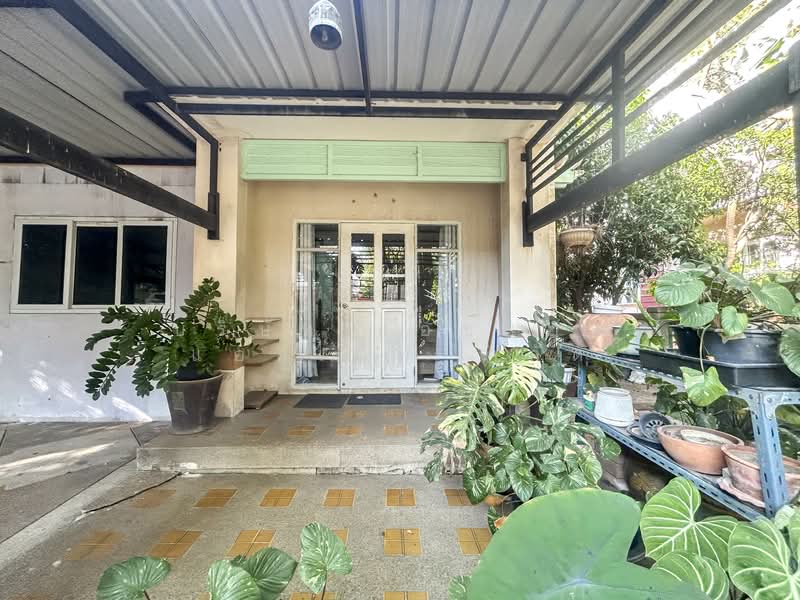 Perfect Place Manirin Lake & Park Ratchapruek – Tiwanon, Pathum Thani