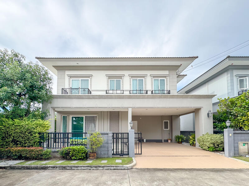 Grandio Petchkasem 81, Bangkok