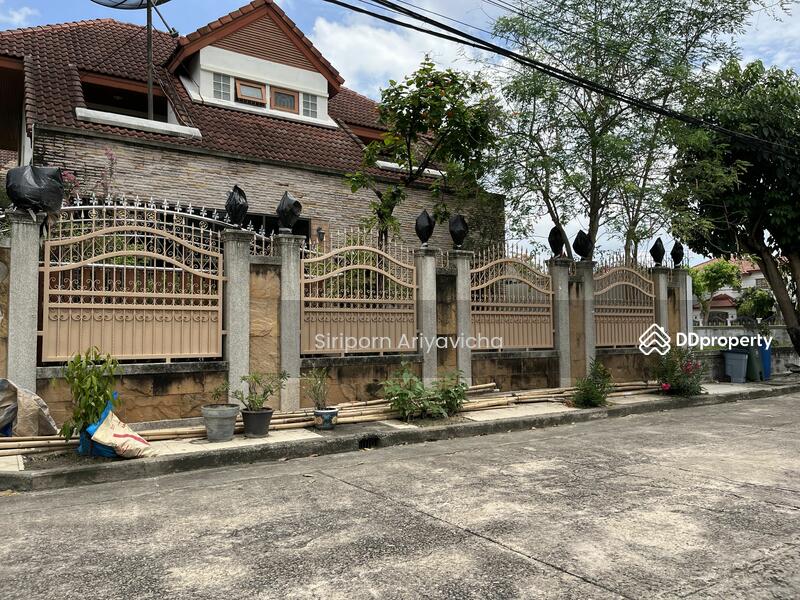 หมู่บ้านร่มรื่น, Bangkok