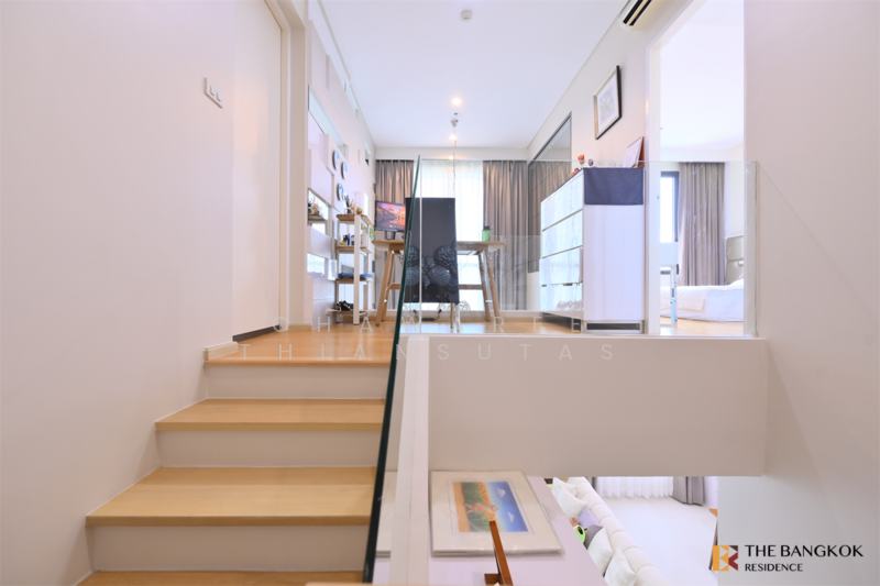 Villa Asoke, Bangkok