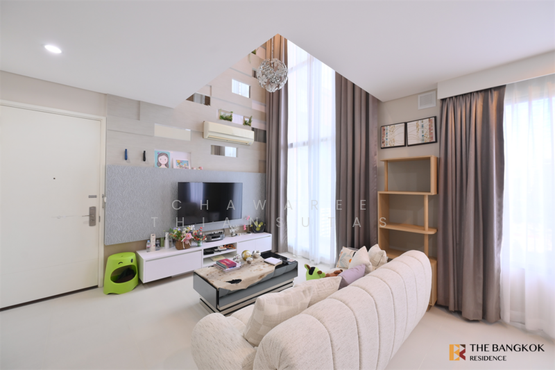 Villa Asoke, Bangkok