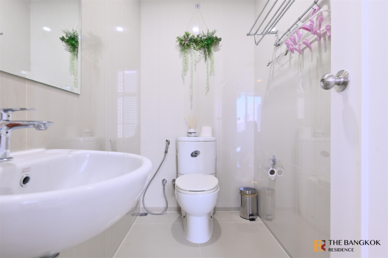 Villa Asoke, Bangkok