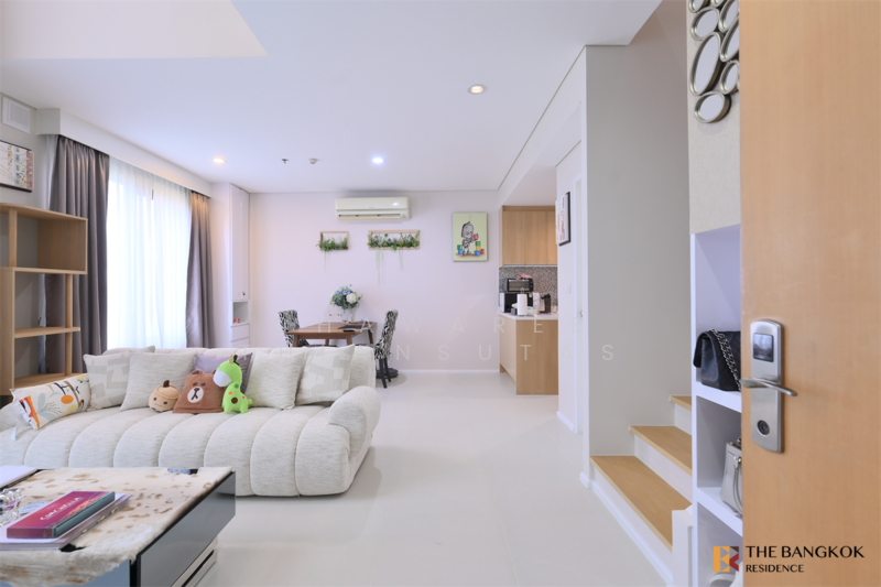 Villa Asoke, Bangkok