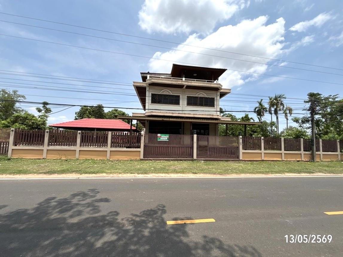 Single-Family House in Decha Udom, Ubon Ratchathani