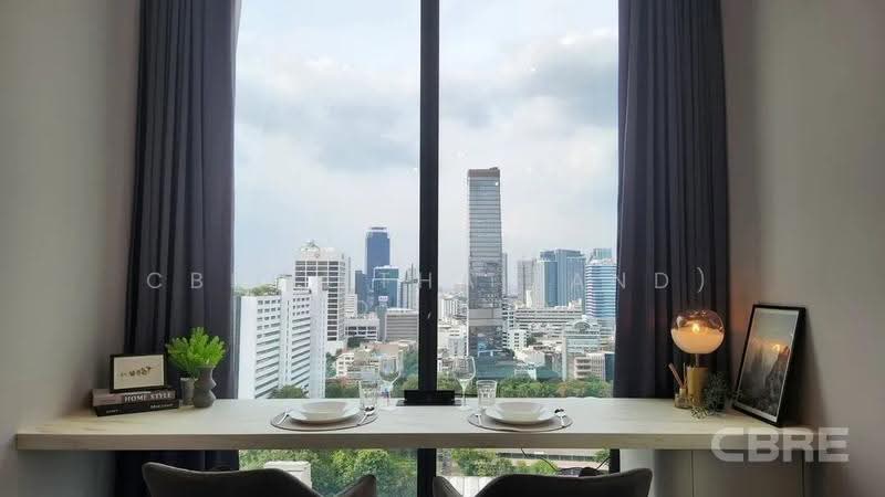 Tait Sathorn 12, Bangkok