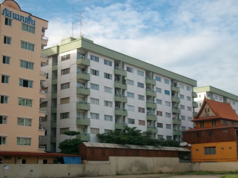 Lumpini Center Ladprao 111, Bangkok