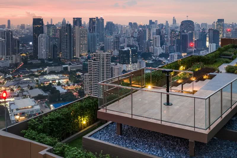 Oka Haus Sukhumvit 36, Bangkok