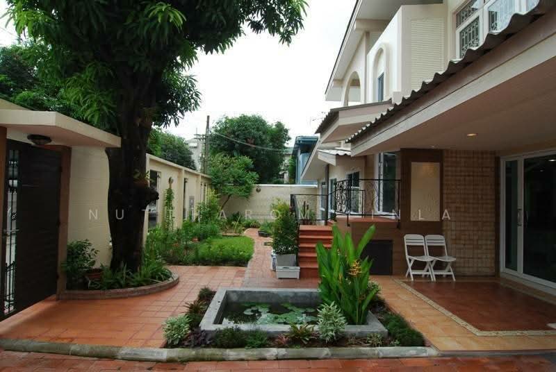 4-BR House, Bangkok