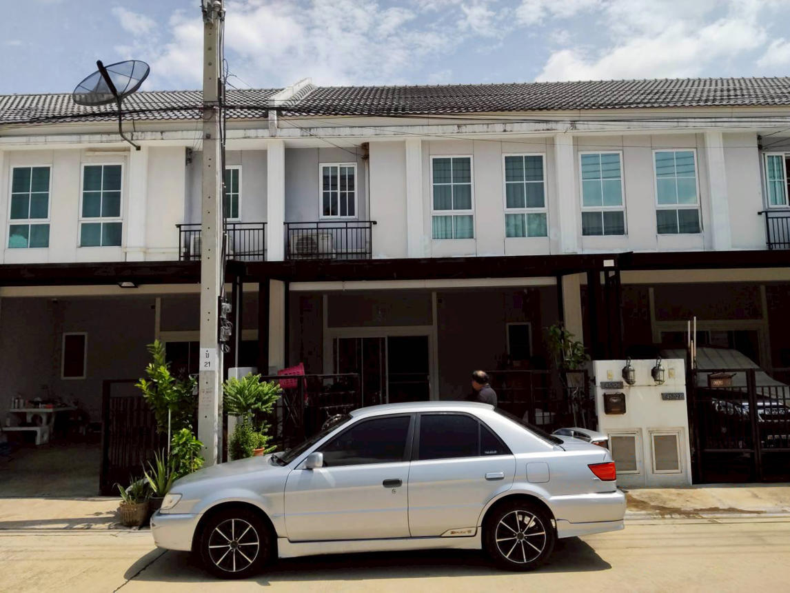 Townhouse at The Connect Ram Intra-KM8 Bang Khen Bangkok
