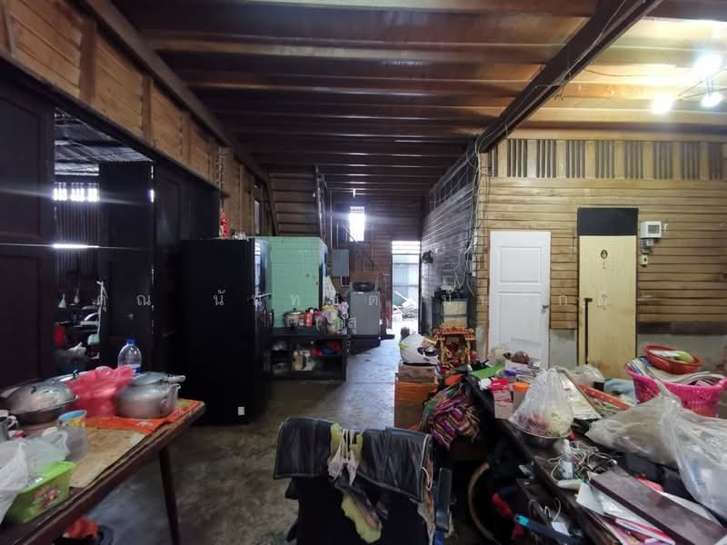 ที่ดิน + ห้องเช่า 1 ชั้น 130 ตร.ว. ใกล้ BTSตลาดพลู ซอยเทอดไท33 ถนนเทอดไท, Bangkok