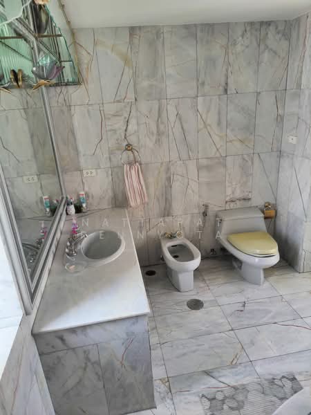 Saichol Mansion, Bangkok